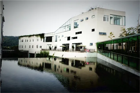 Campus Grounds7